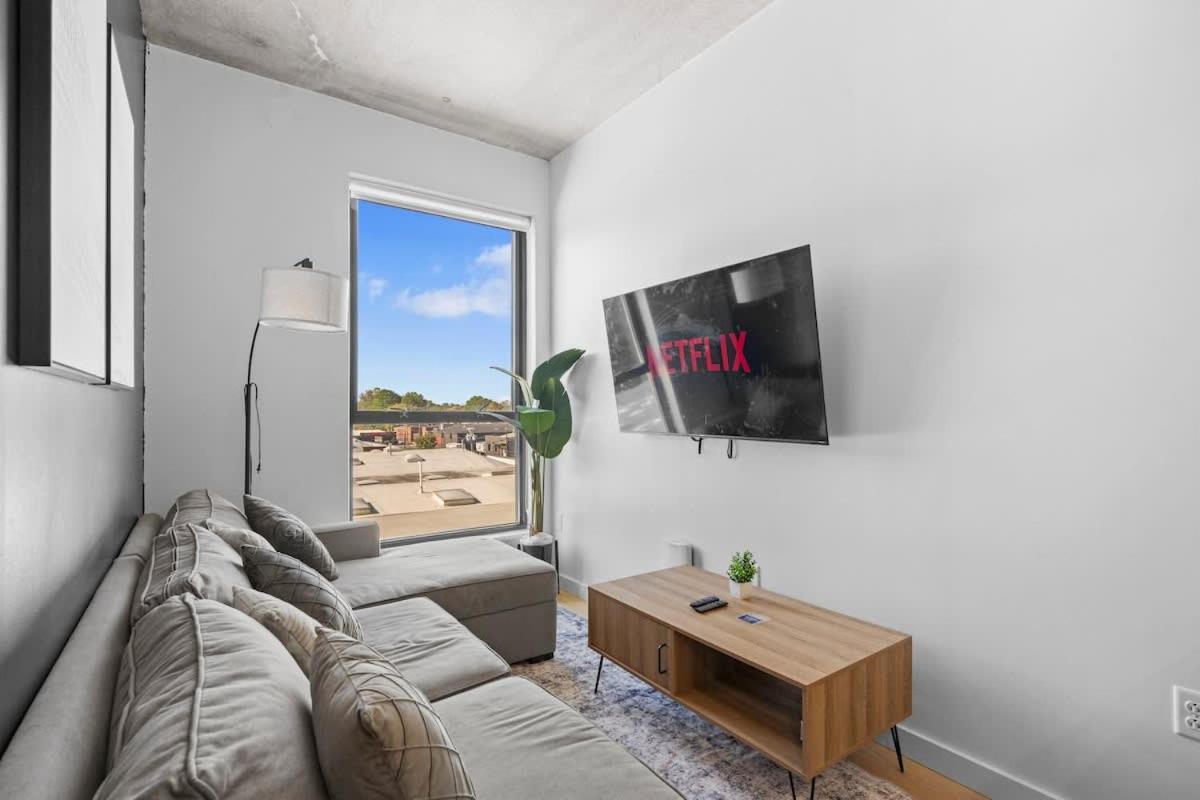 Luxurious King 2br In South End Charlotte! *